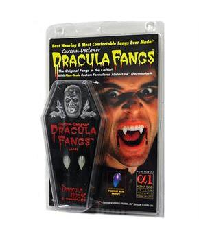 DRACULA FANGS CLAM SHELL