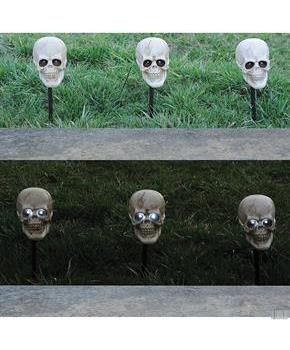 Skull Lighted Pathway Markers
