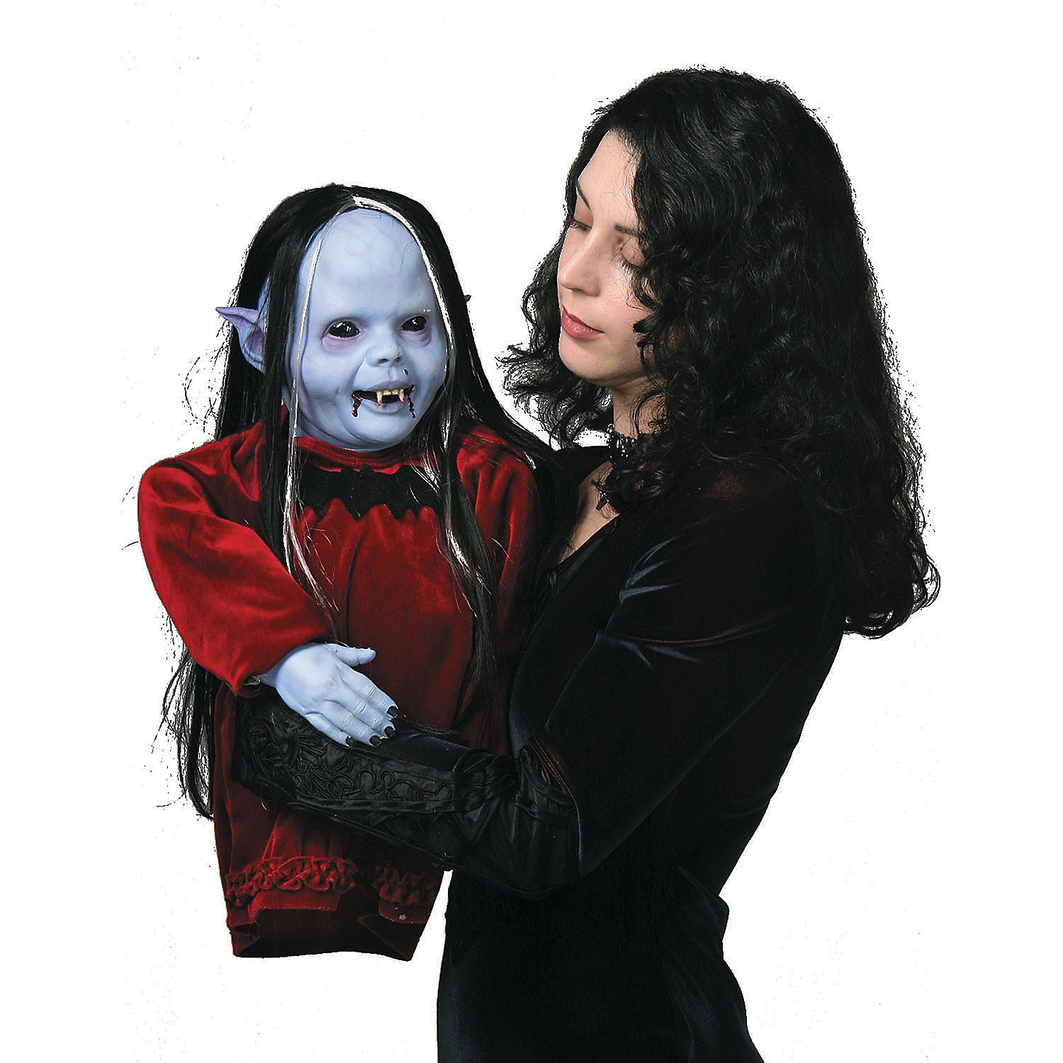 Мрачные тени фильм 2012 джонни депп. Монстры на каникулах дракула и мейвис. Сумерки имена квилетов. Как называется ребенок вампира. Мальчик который рассказывал об оборотне 2010.